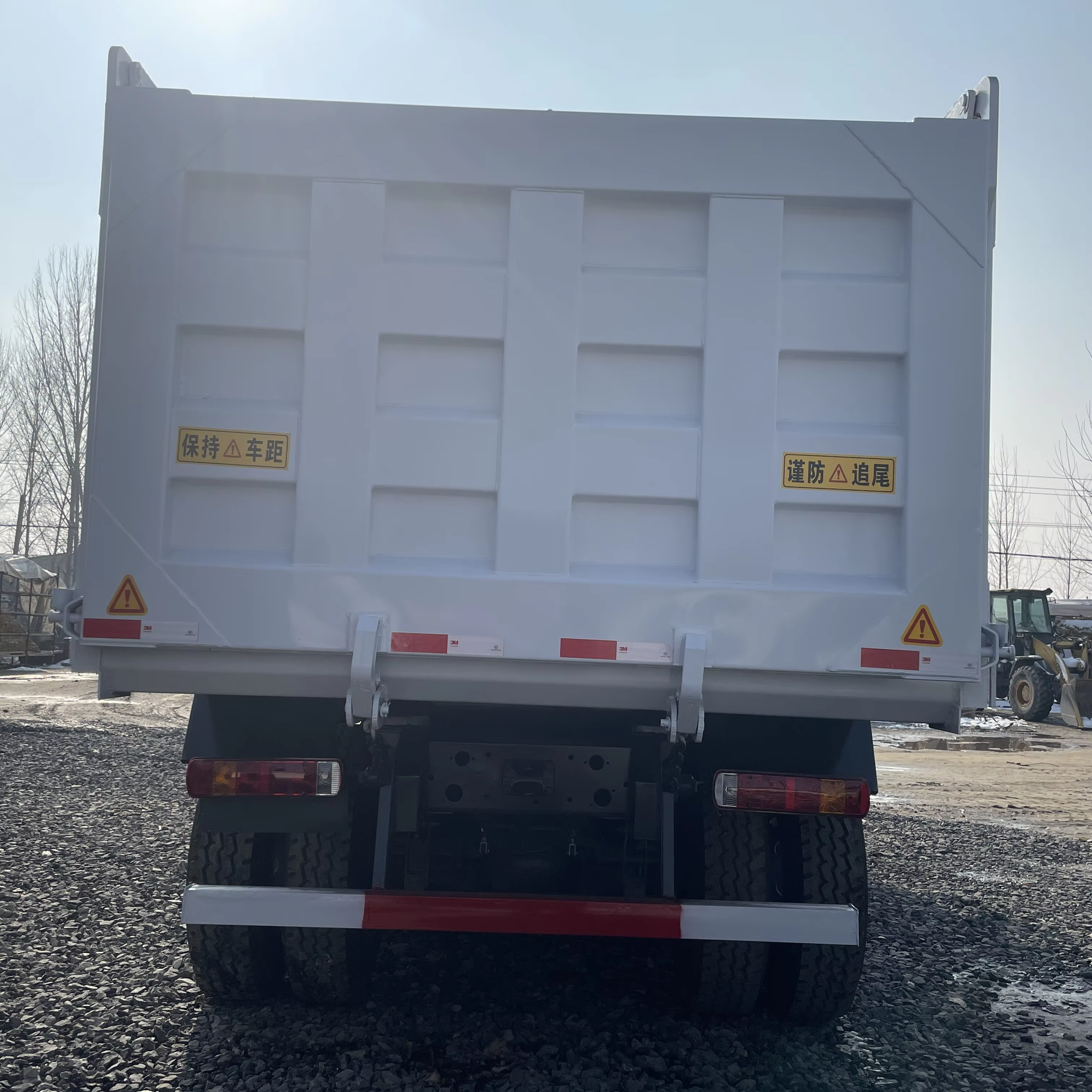 Chinese Sinotruck Howo 371 Used Tipper 6x4 Mini 20 Cubic Meters 30 Ton Canter Used Dump Truck factory