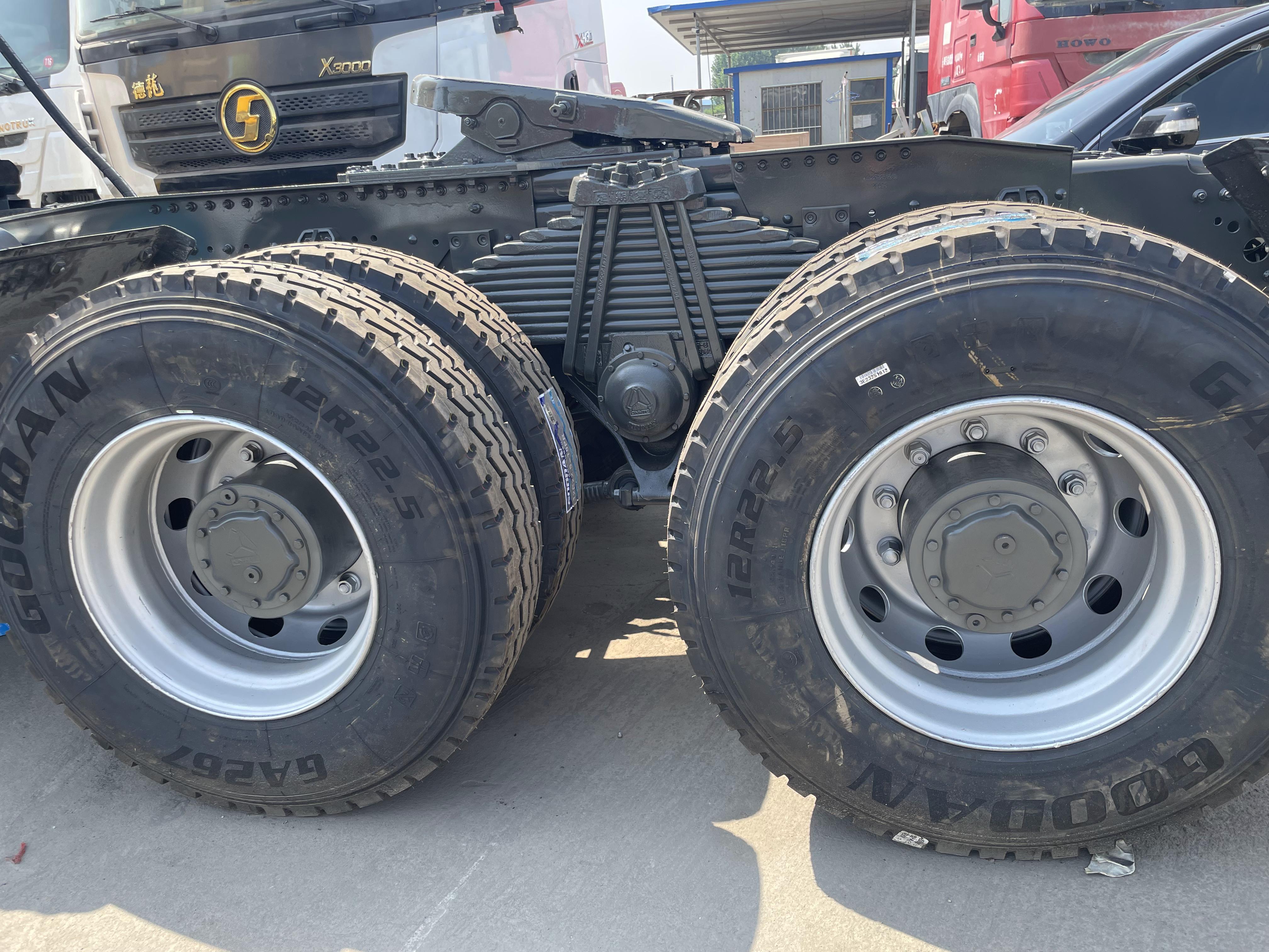 Used HOWO Truck Howo Heavy-duty Truck Tractor Best Selling/high Efficiency Classic Edition 6*4 Tractor manufacture