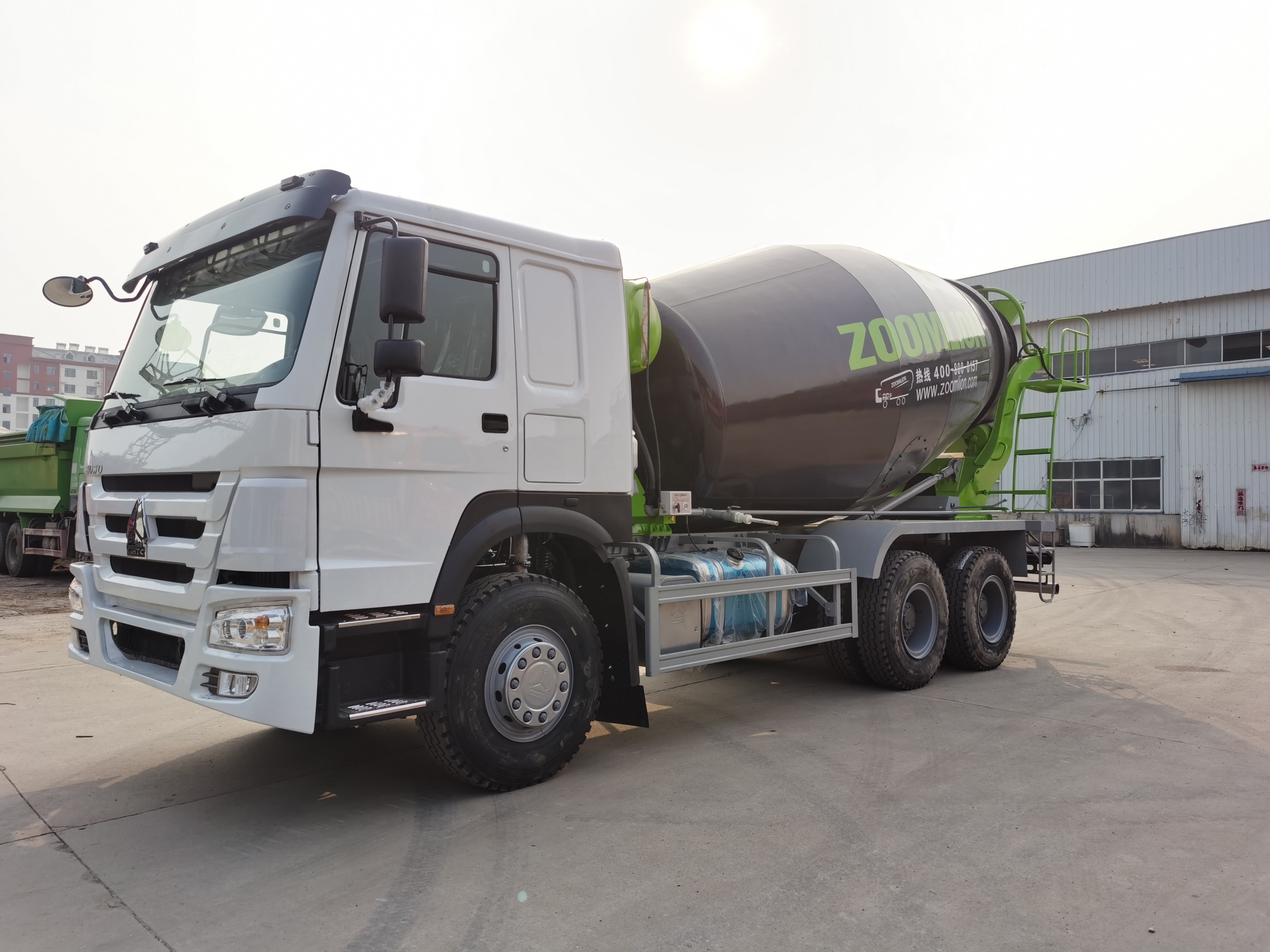 Concrete Mixer Trucks: Ensuring Consistent and Quality Concrete
