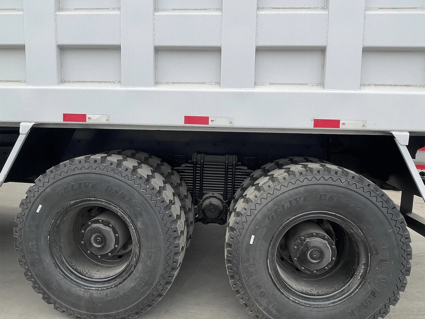 Second Hand Machinery Excellent Condition Used Sinotruk HOWO Dump Truck 6X4 Used Tipper Truck for Africa factory