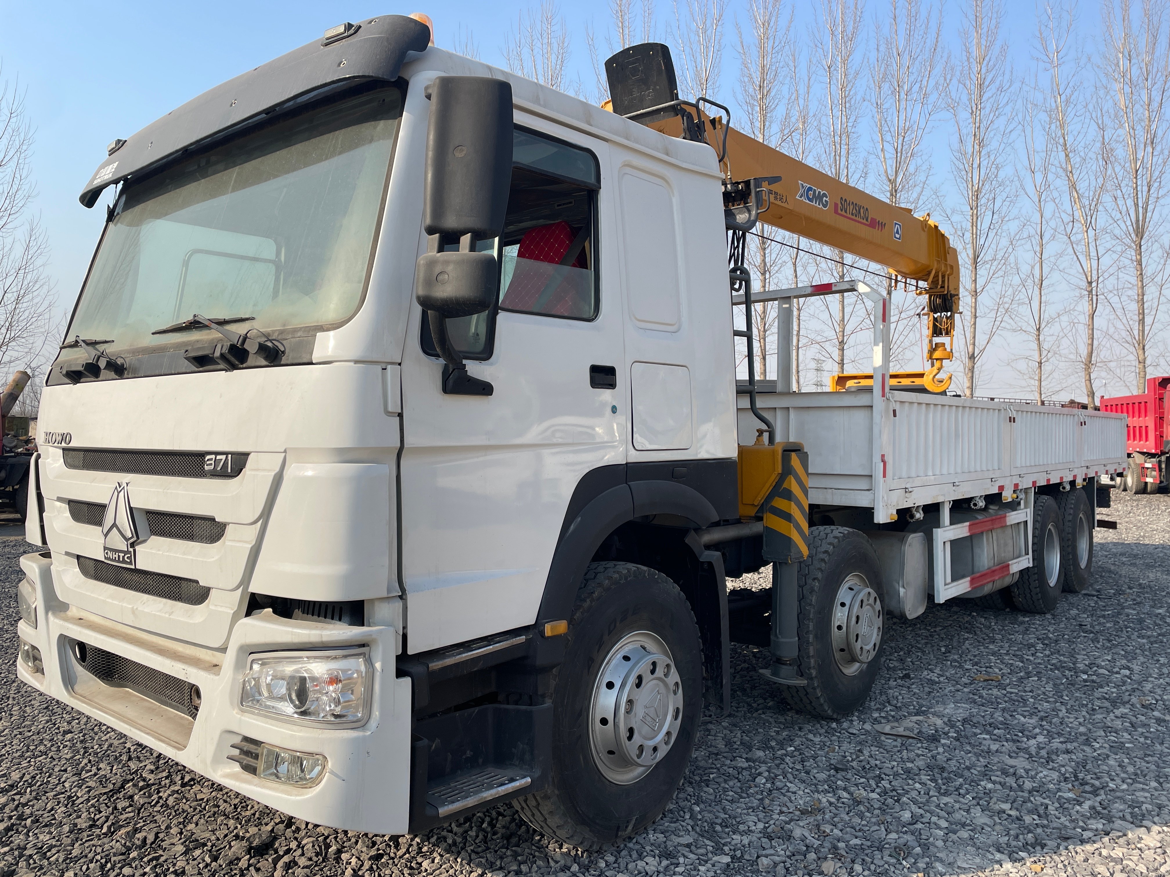 Crane Trucks: Versatile Machines for Multiple Industries
