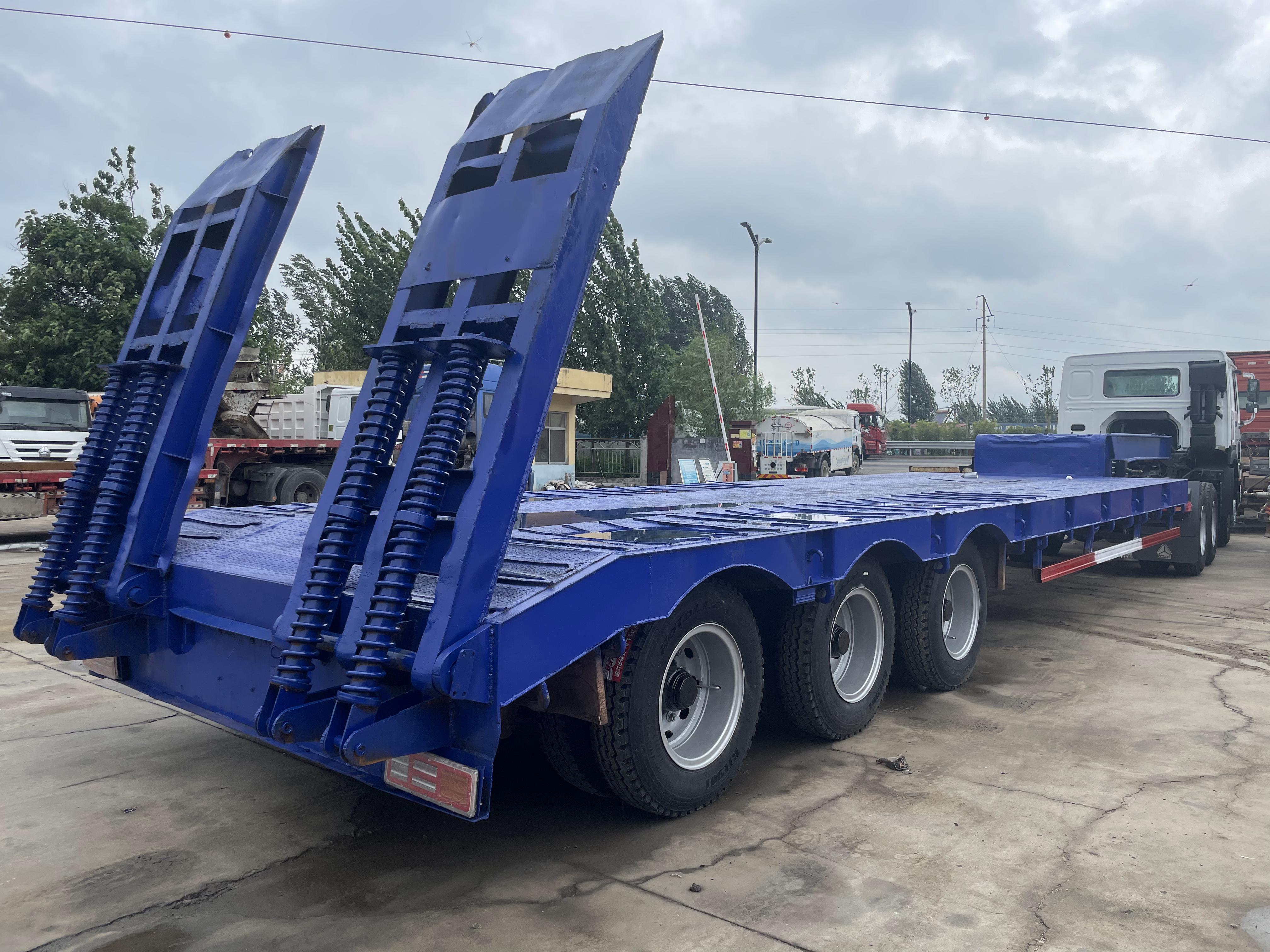 3 Axles Detachable Gooseneck Front Loader Concave Deck Lowbed Lowboy Trailer details