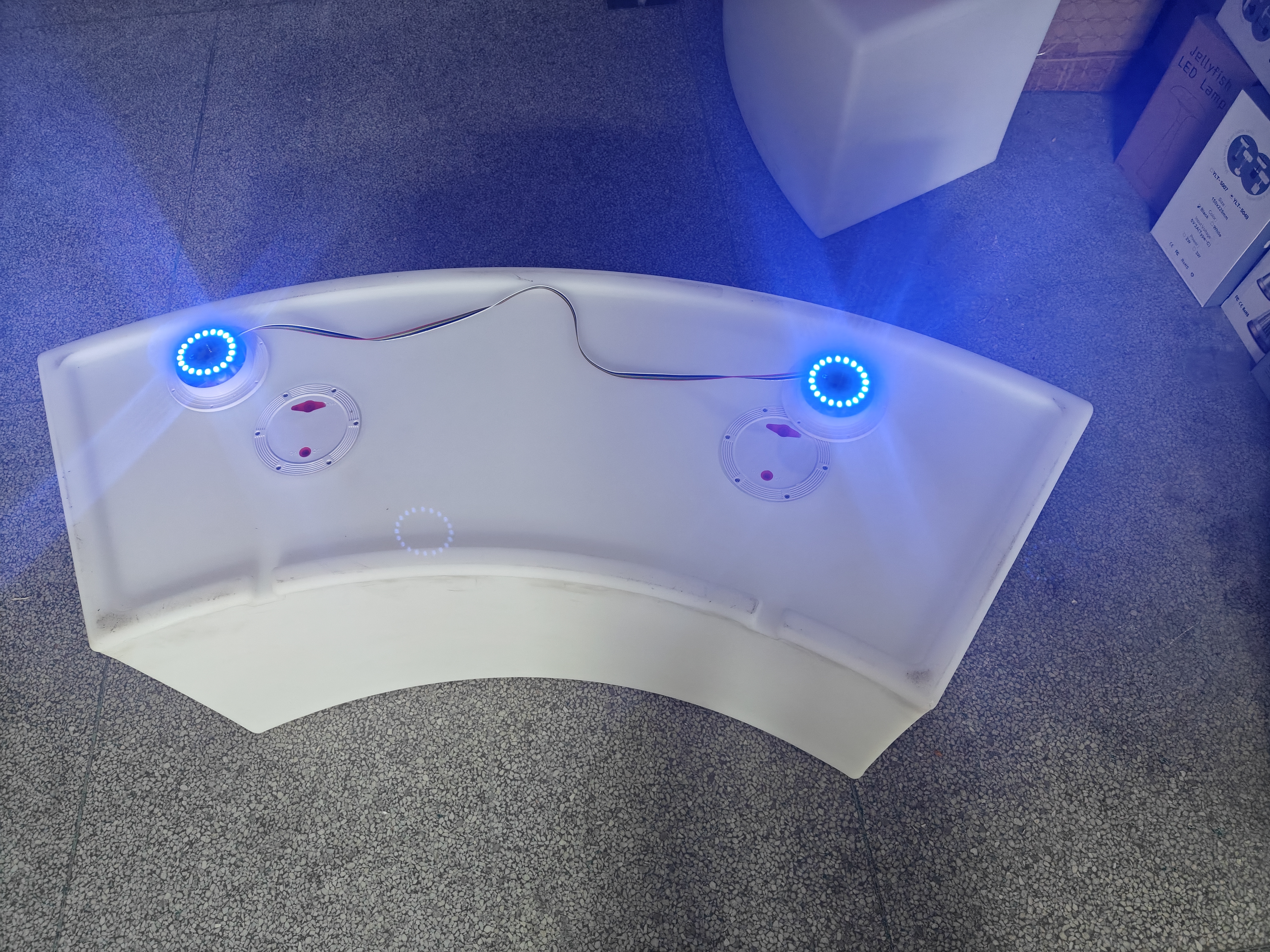 Dual-core led battery for led furniture bar party decor supplier