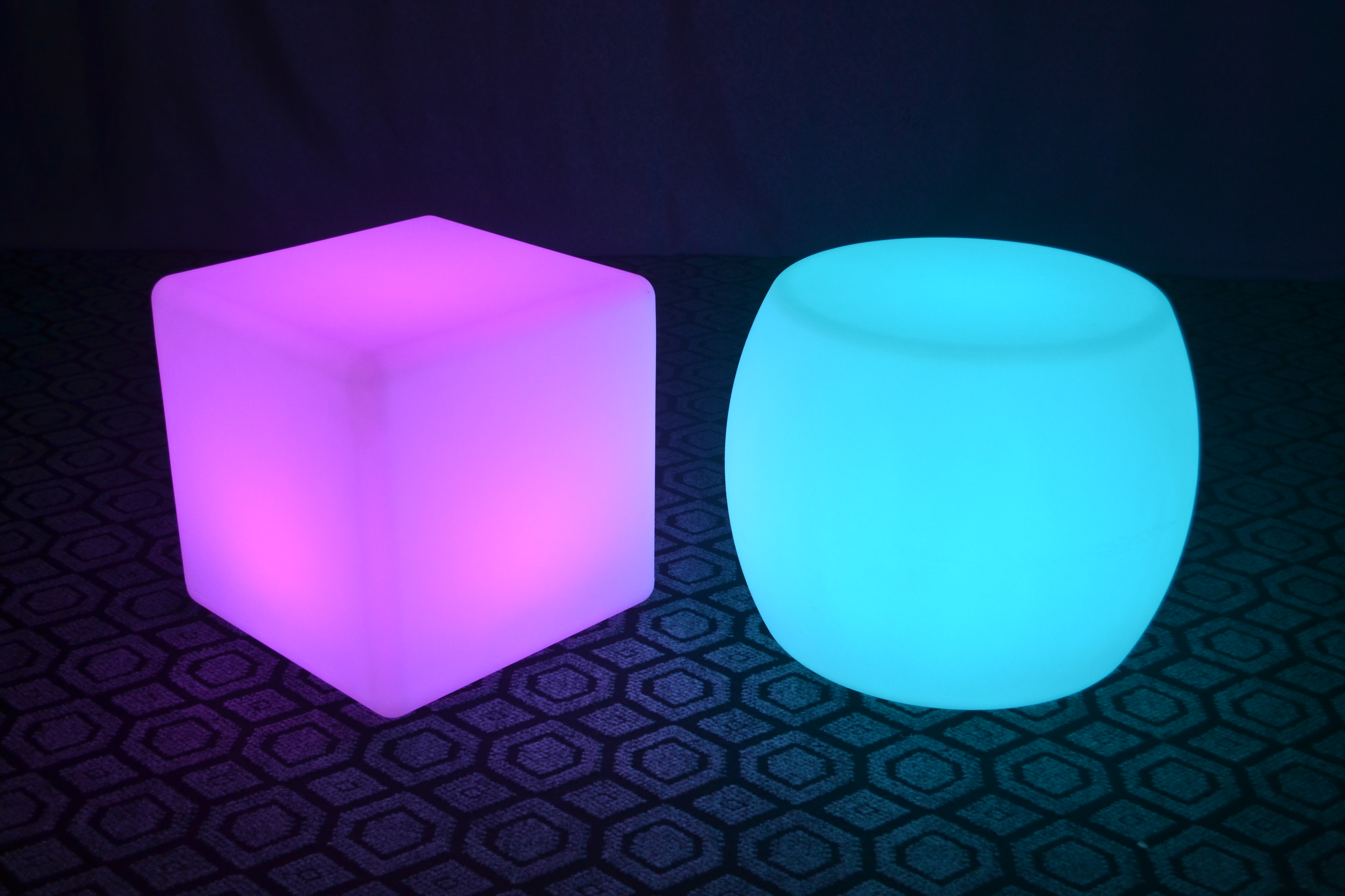 أين تجد أحدث اتجاهات إضاءة كرسي LED؟