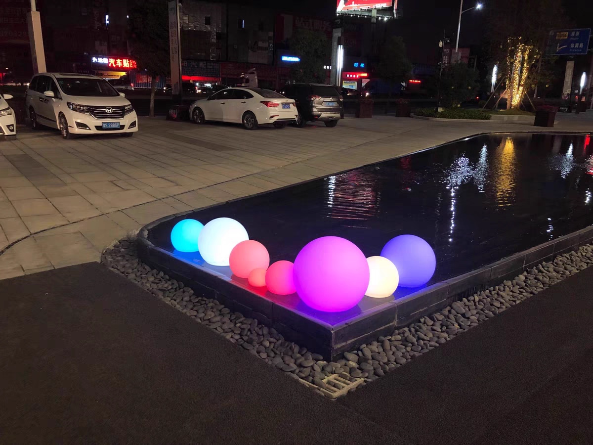 Professionele LED-gloei-bal-verligtingsoplossings wat spesifiek ontwerp is vir moderne kommersiële ruimtes.