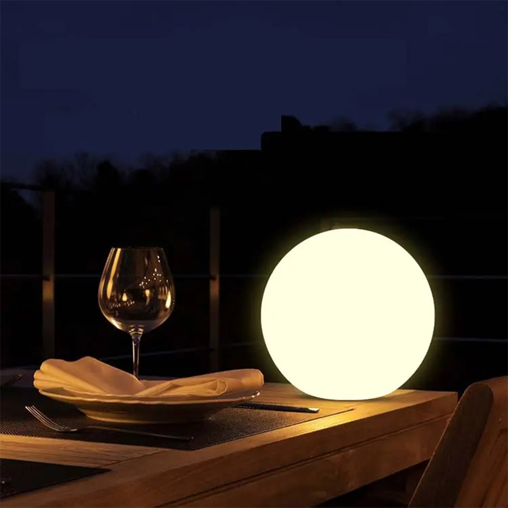 25cm LED Ball Scene illustration (1).jpg