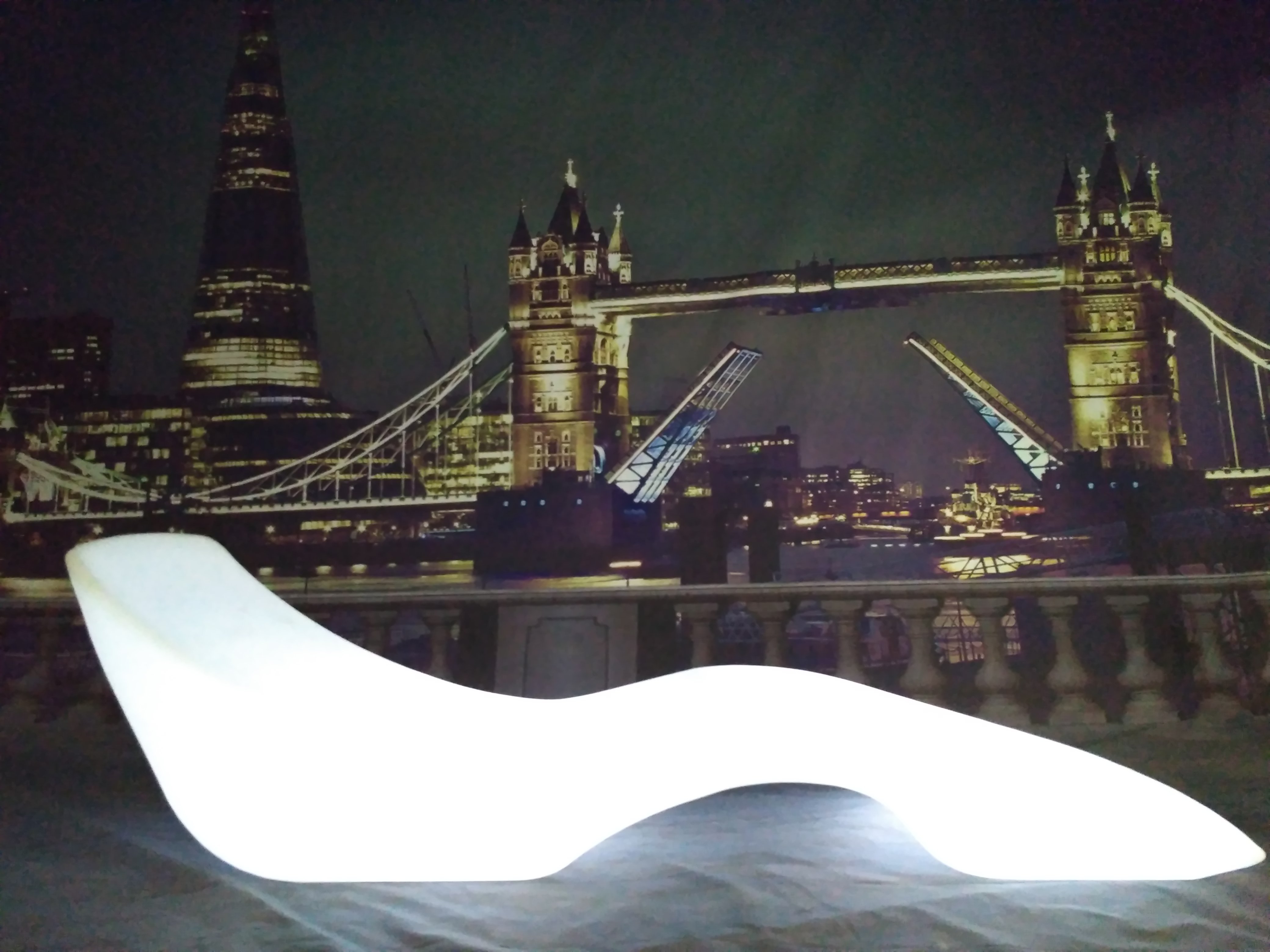 How to Incorporate Glowing Outdoor Chairs into Your Outdoor Decor