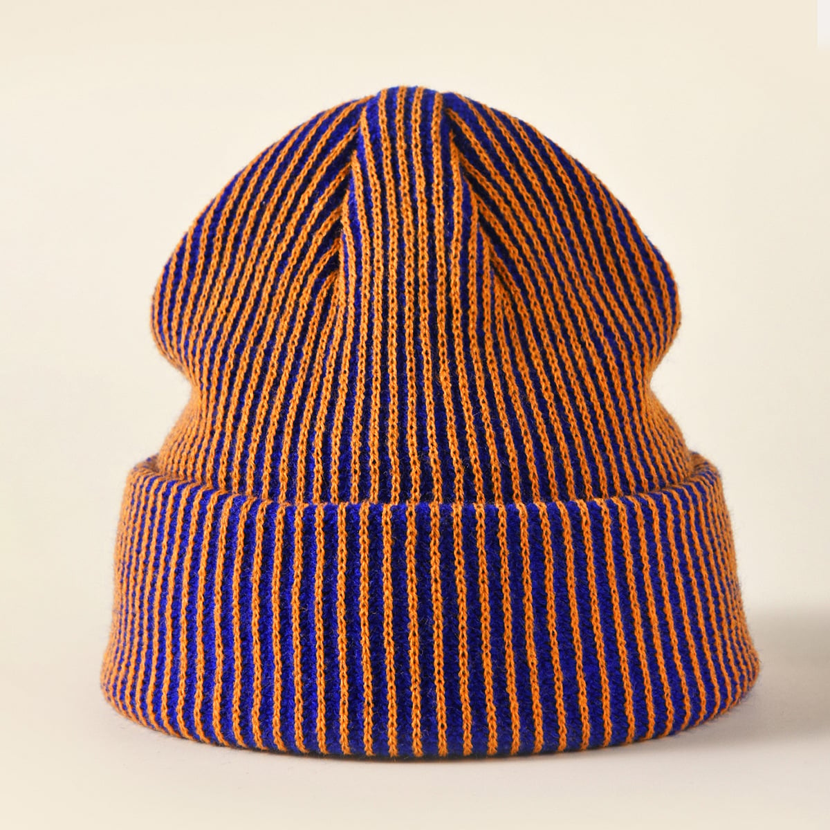Nieuwe muts met fabriek