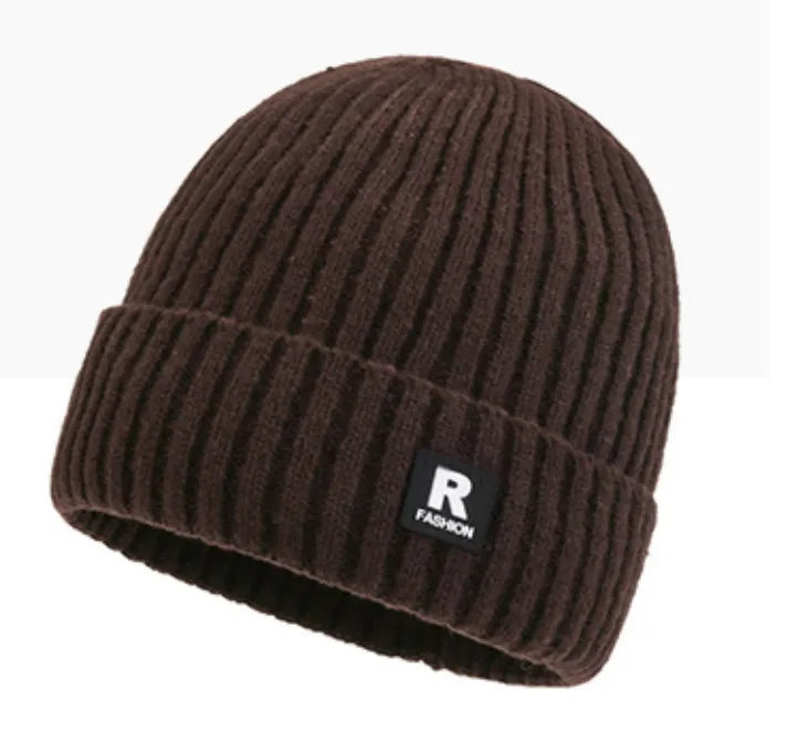 What Should Buyers Evaluate When Choosing a Beanie Supplier for Custom Lines?