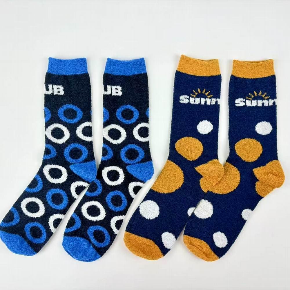 Spersonalizowane Frotowe Skarpetki z Logo Jacquard do Ogrzewania