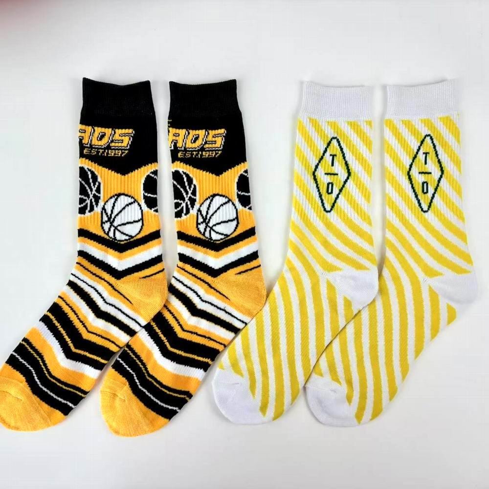 Kaus Kaki Uniseks Desain Kustom Katun untuk Olahraga Luar Ruangan