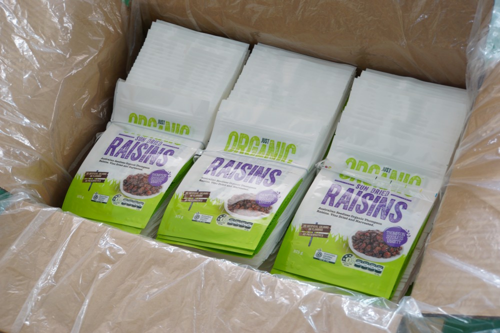 Custom Printed Flat Bottom Nuts Packing Pouch Cashew Nuts Packaging Bag