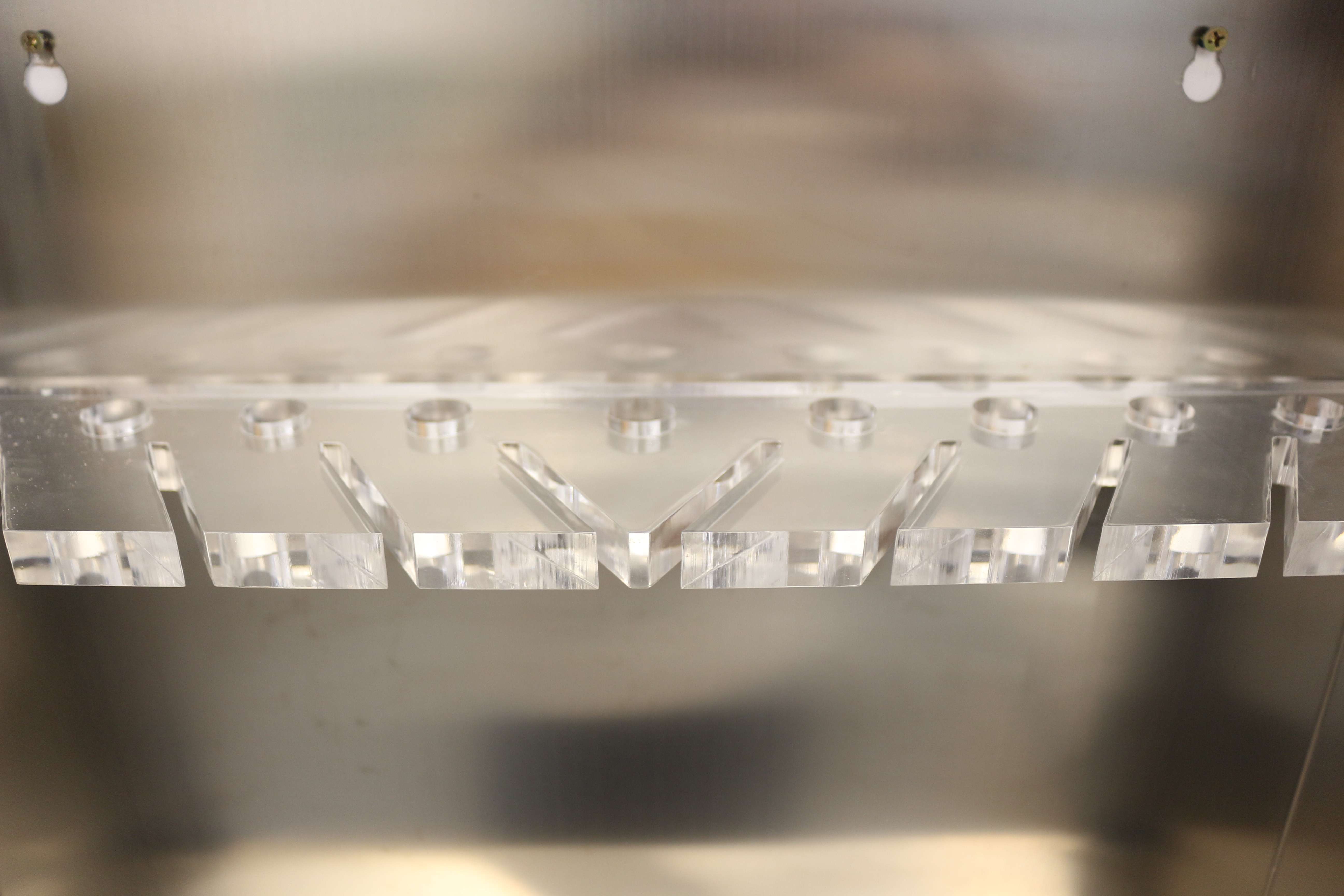 2. Acrylic Knife Rack.jpg