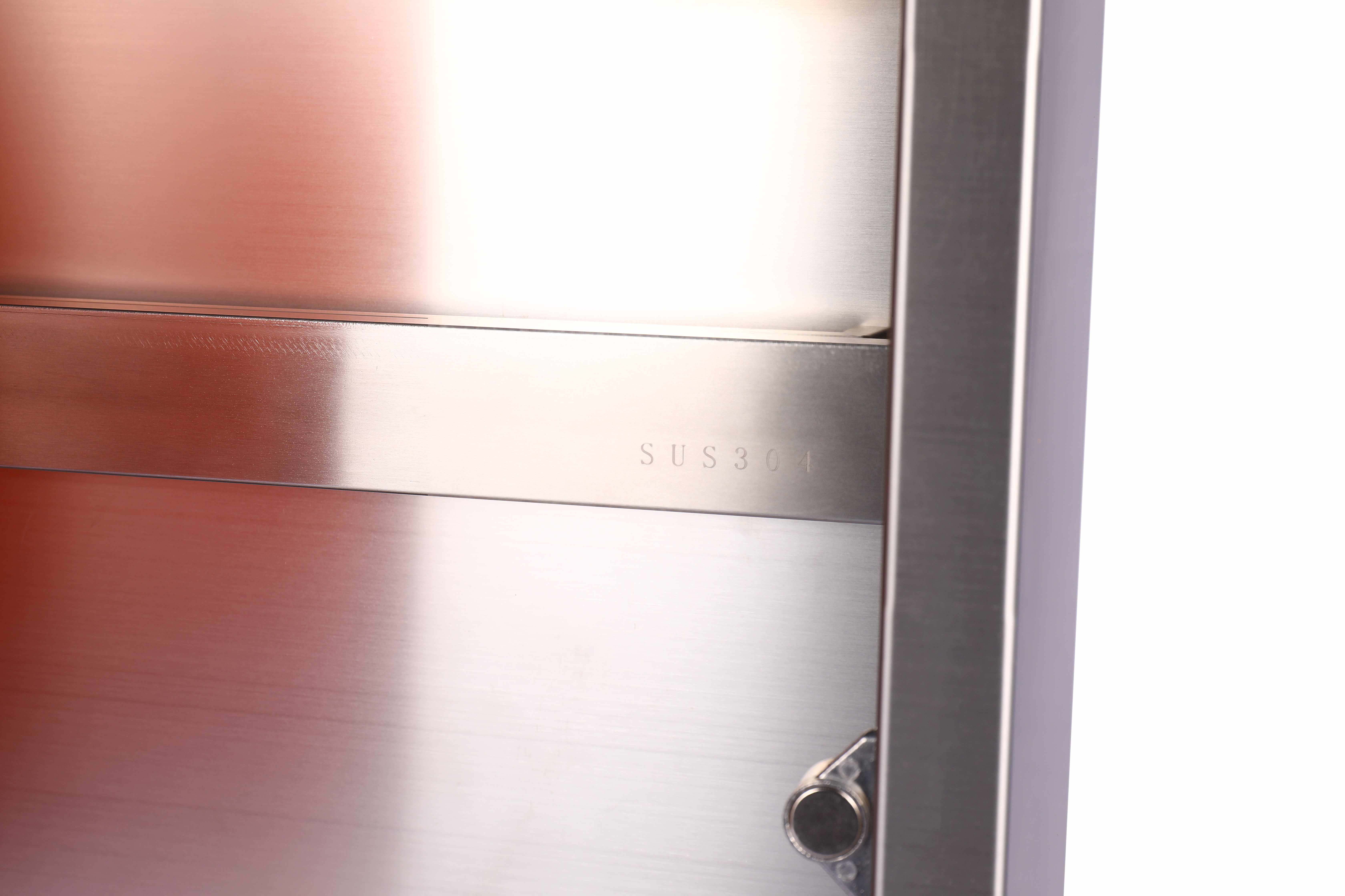 2. Magnetic Catche Knife Rack.jpg