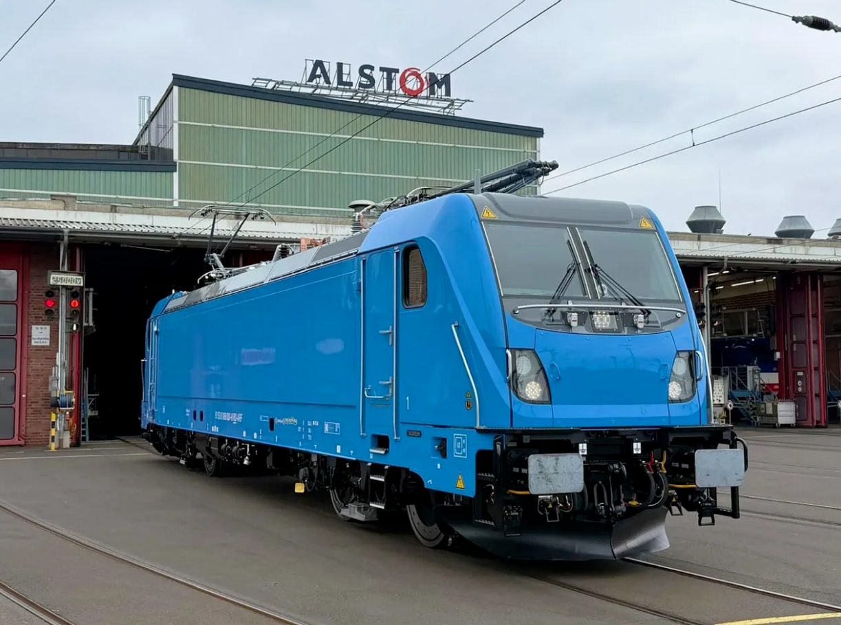 SKAITYTI: Alstom planuoja parduoti vokišką lokomotyvų gamyklos įmonę!