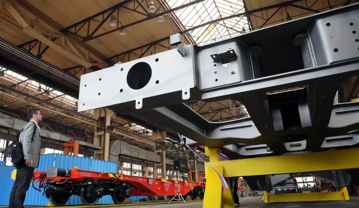 Európsky gigant uvádza na trh platformu pre plošinové železničné vagóny