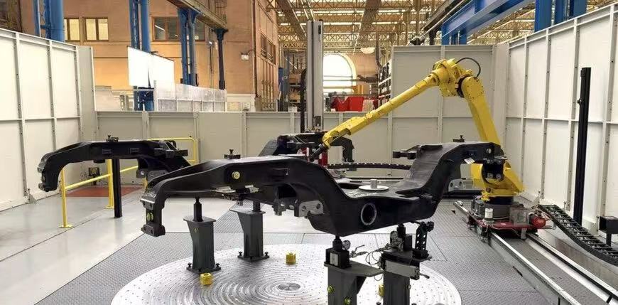 Alstom: Inovatívne vyvíja robota na kontrolu náprav