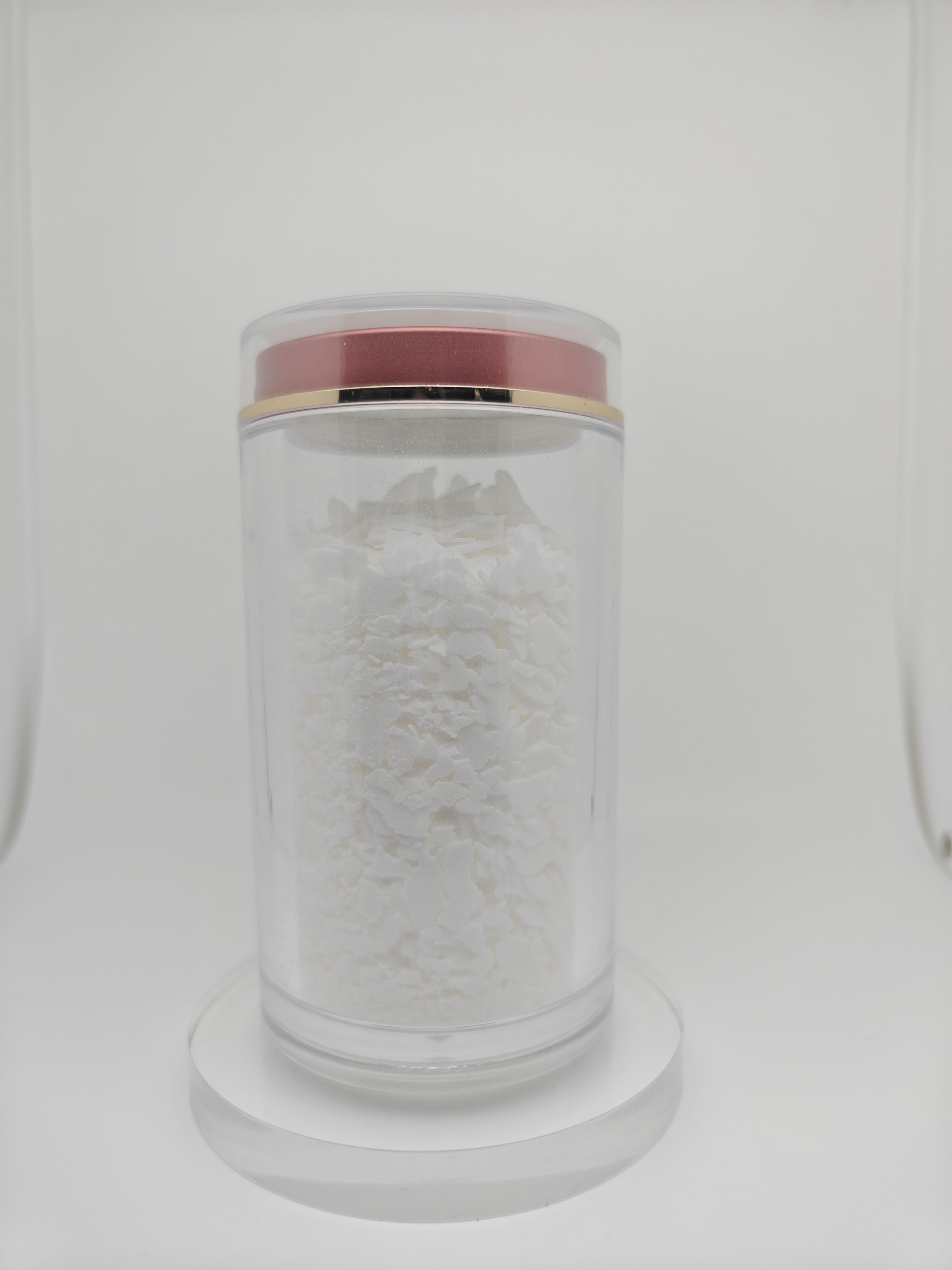 How PEG-100 Stearate Enhances Product Stability and Performance