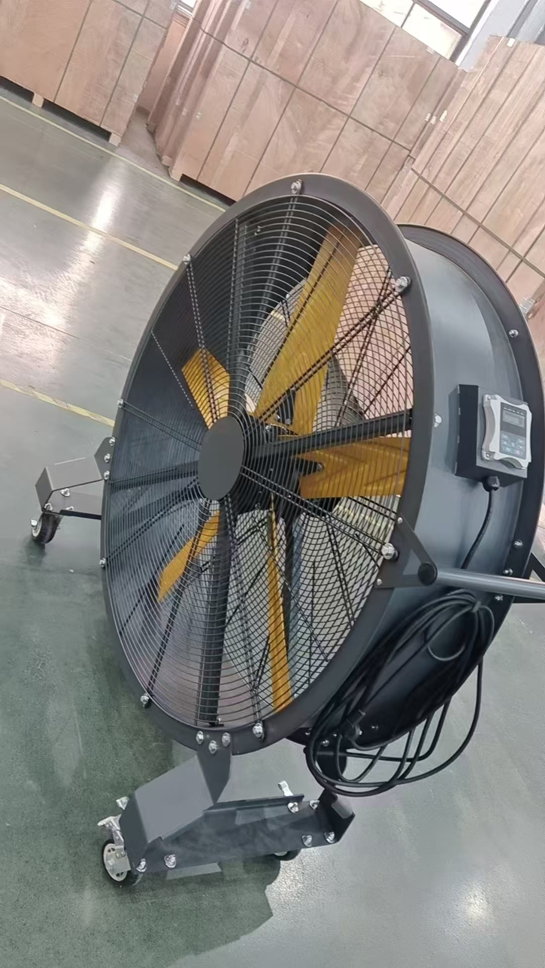 金属 移动大风扇.jpg