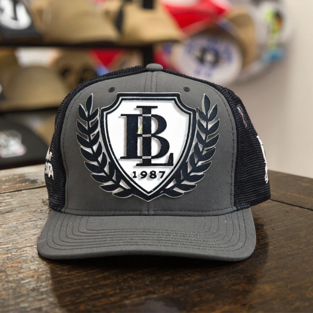 What design tips make hat patches have clear 3D embossed effects?