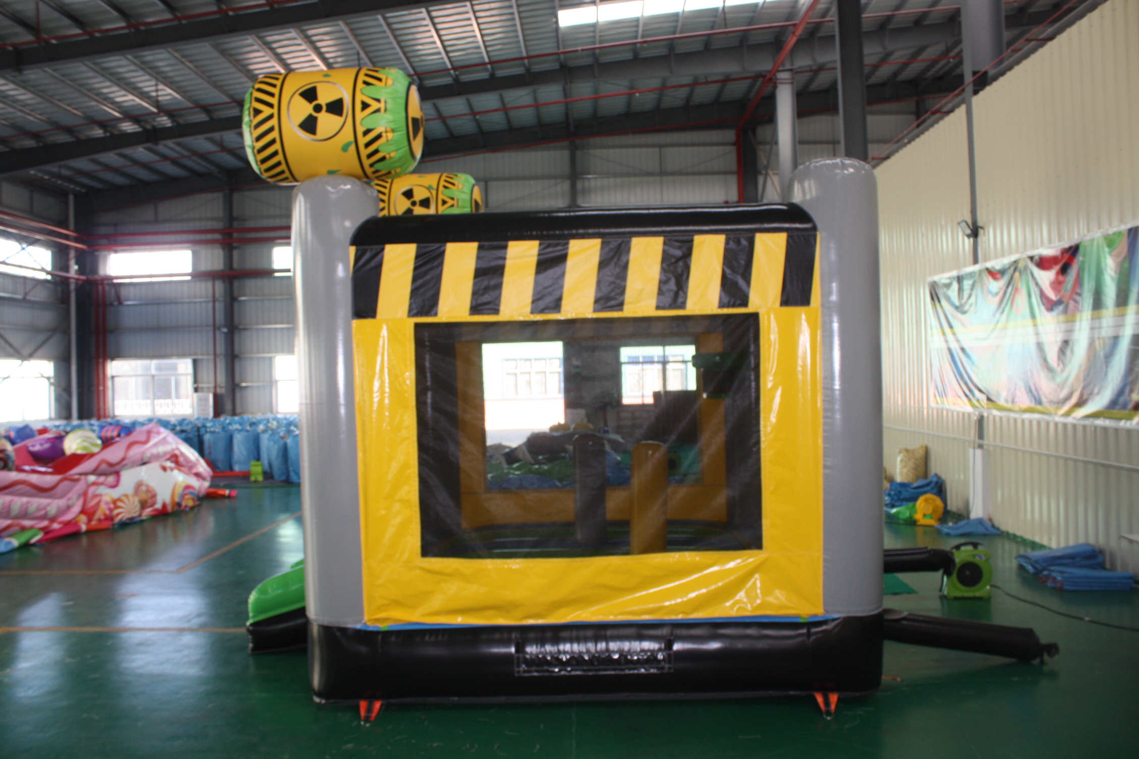 In-Stock Toxic Element Themed Yellow Inflatable Bounce Bed - Backyard Street Style Party & Kids’ Trendy Playtime Toy