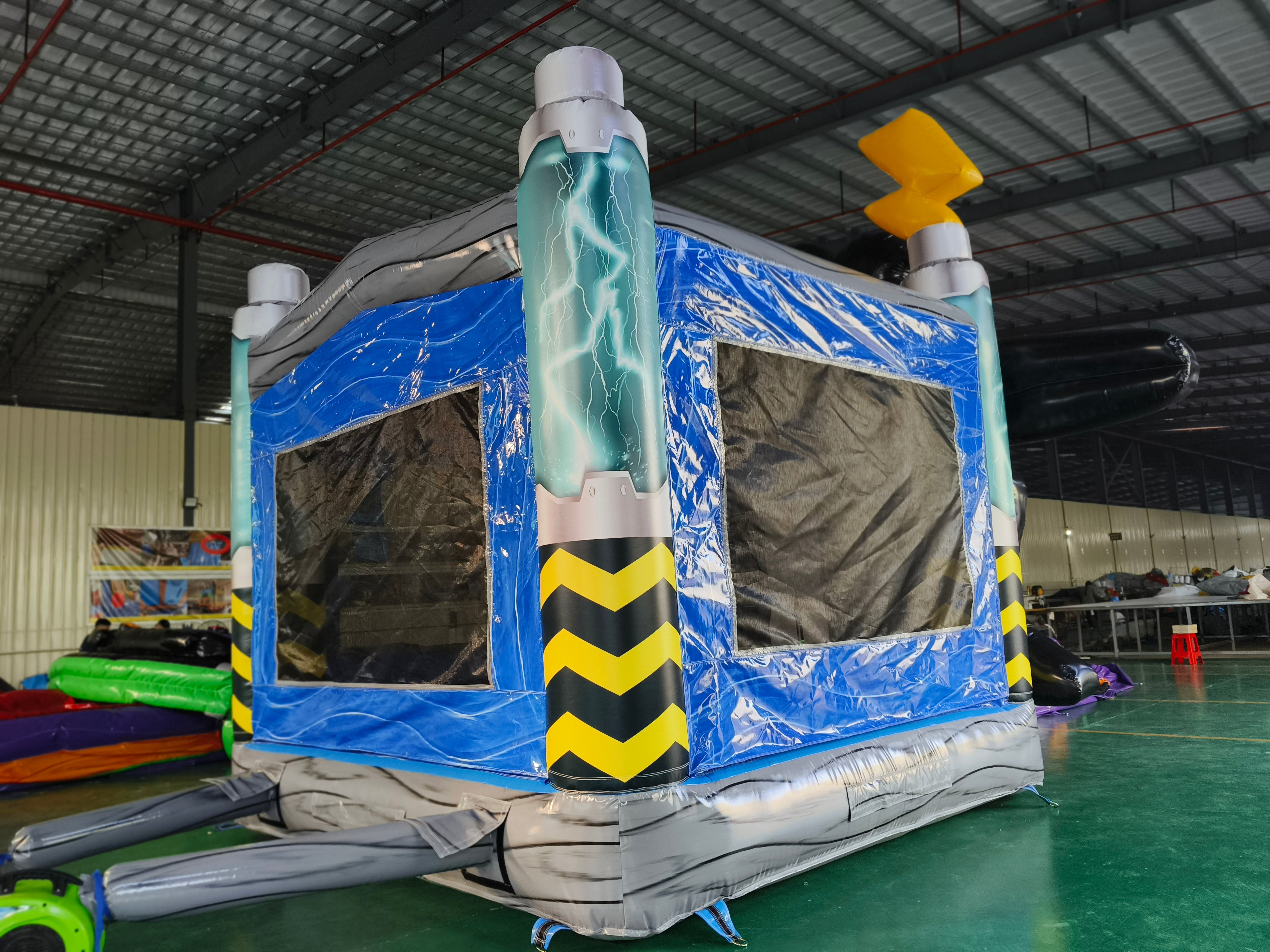 Family-Friendly Mecha Robot Inflatable Bounce House for Backyard Sci-Fi Play