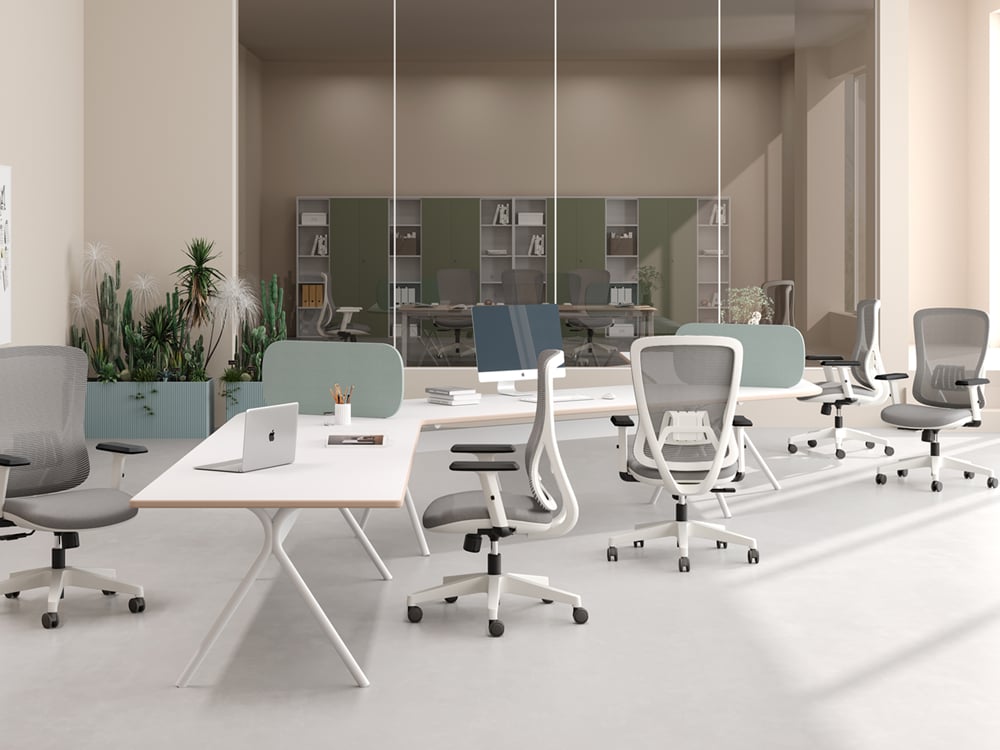 Cum poate un scaun ergonomic pentru birou reduce eficient oboseala din locul de muncă