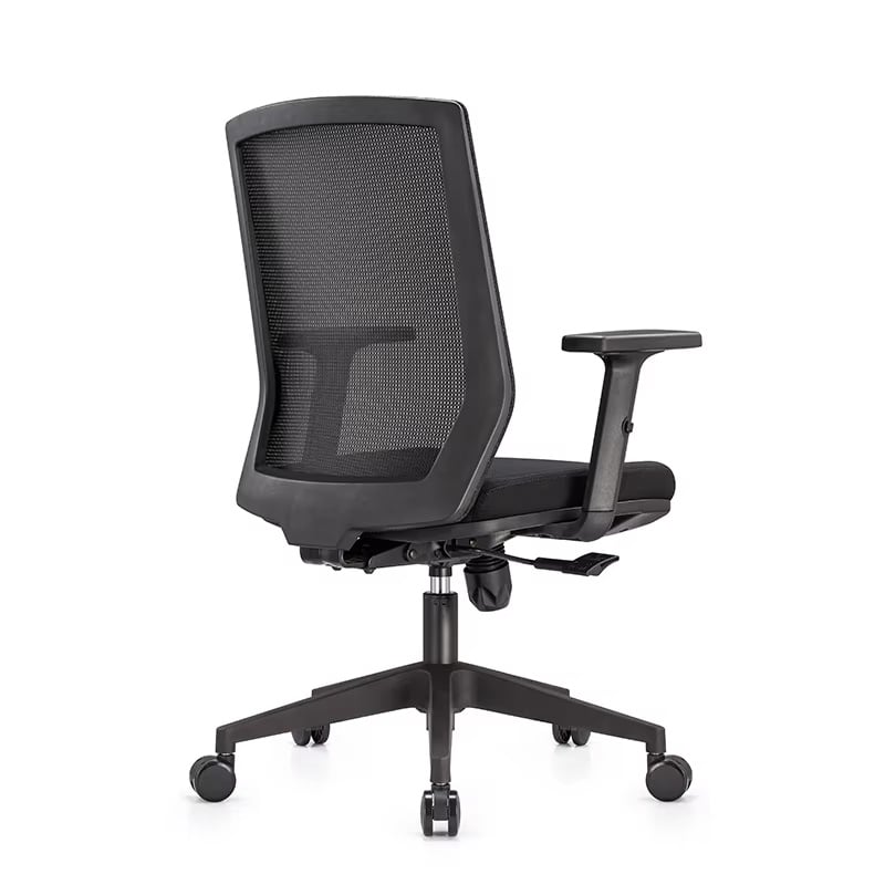 How Do Chairs for Office Settings Affect Employee Comfort and Focus?