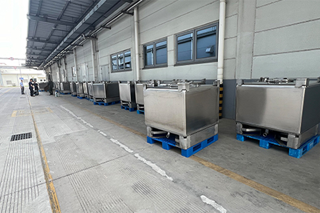 Customized Stainless Steel Tanks Delivered