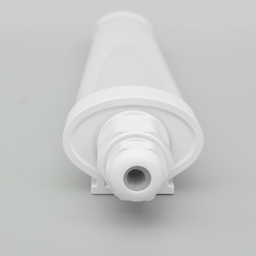 TP-06-18D2 840 600x70x50 mm 140 lm/W 18 W 2520 lm LED-Dreischutzleuchte