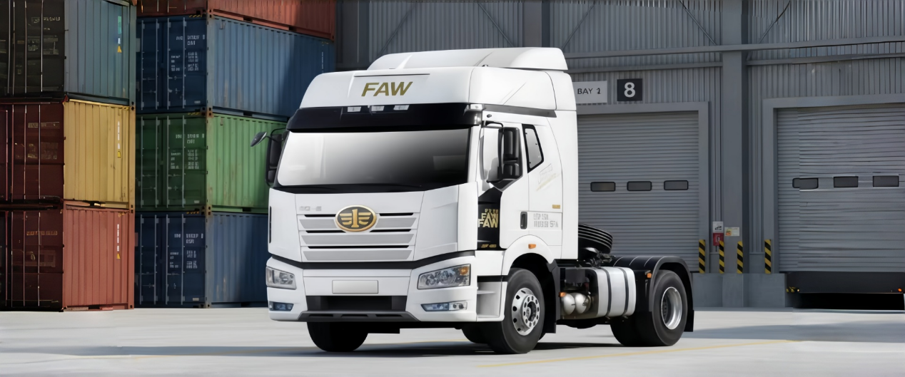 FAW Lightweight Efficient J6P 4×2 Tractor Truck factory