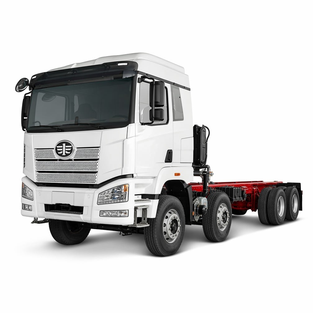 Châssis de camion malaxeur FAW J6P 8×4, 390 ch, châssis de construction à quatre essieux prêt à recevoir une prise de force (PTO)