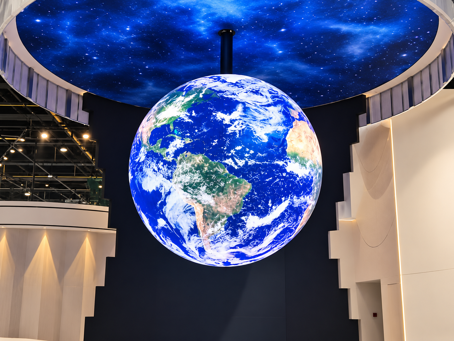How to Design Sphere LED Displays for Car Showrooms Without Distracting Vehicle Reflections