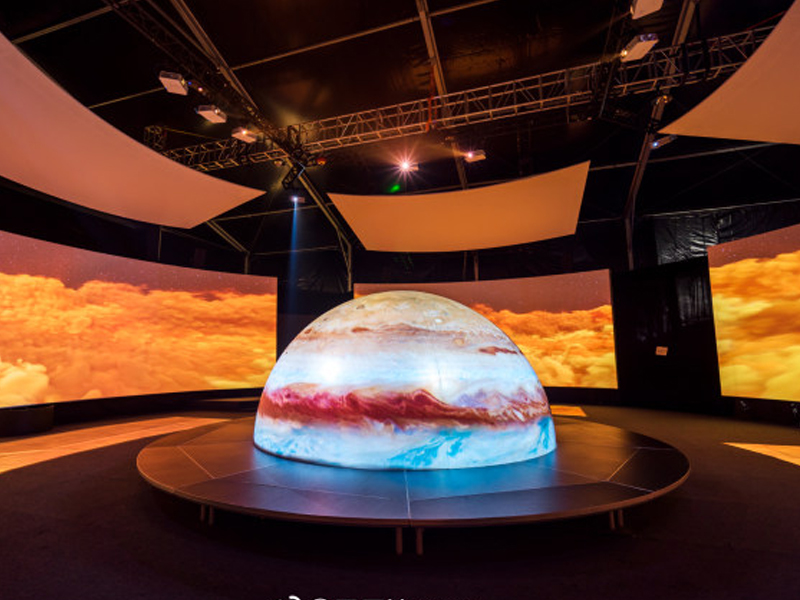 How to Use Creative Custom LED Displays to Capture Attention at Trade Shows