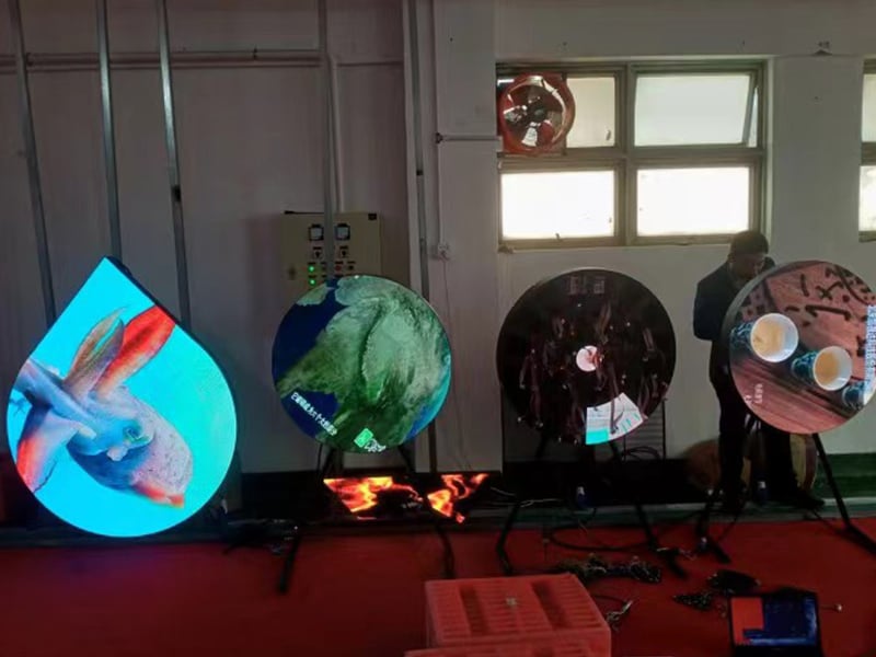 What Are LED Creative Displays