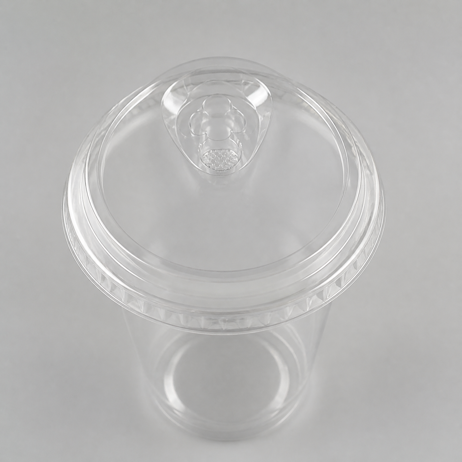 How Do Sip Lids Enhance the Customer Experience?