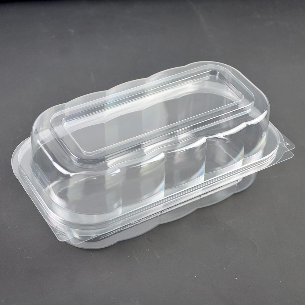 What to Look for When Sourcing Cake Slice Containers in Bulk