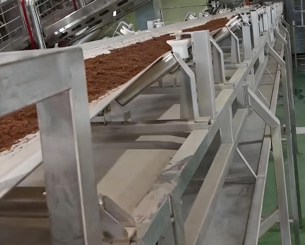 Long-Distance Conveying in the Feed Processing Industry