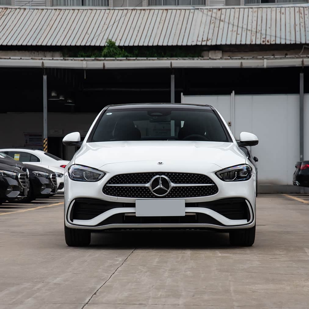 Mercedes-Benz C260