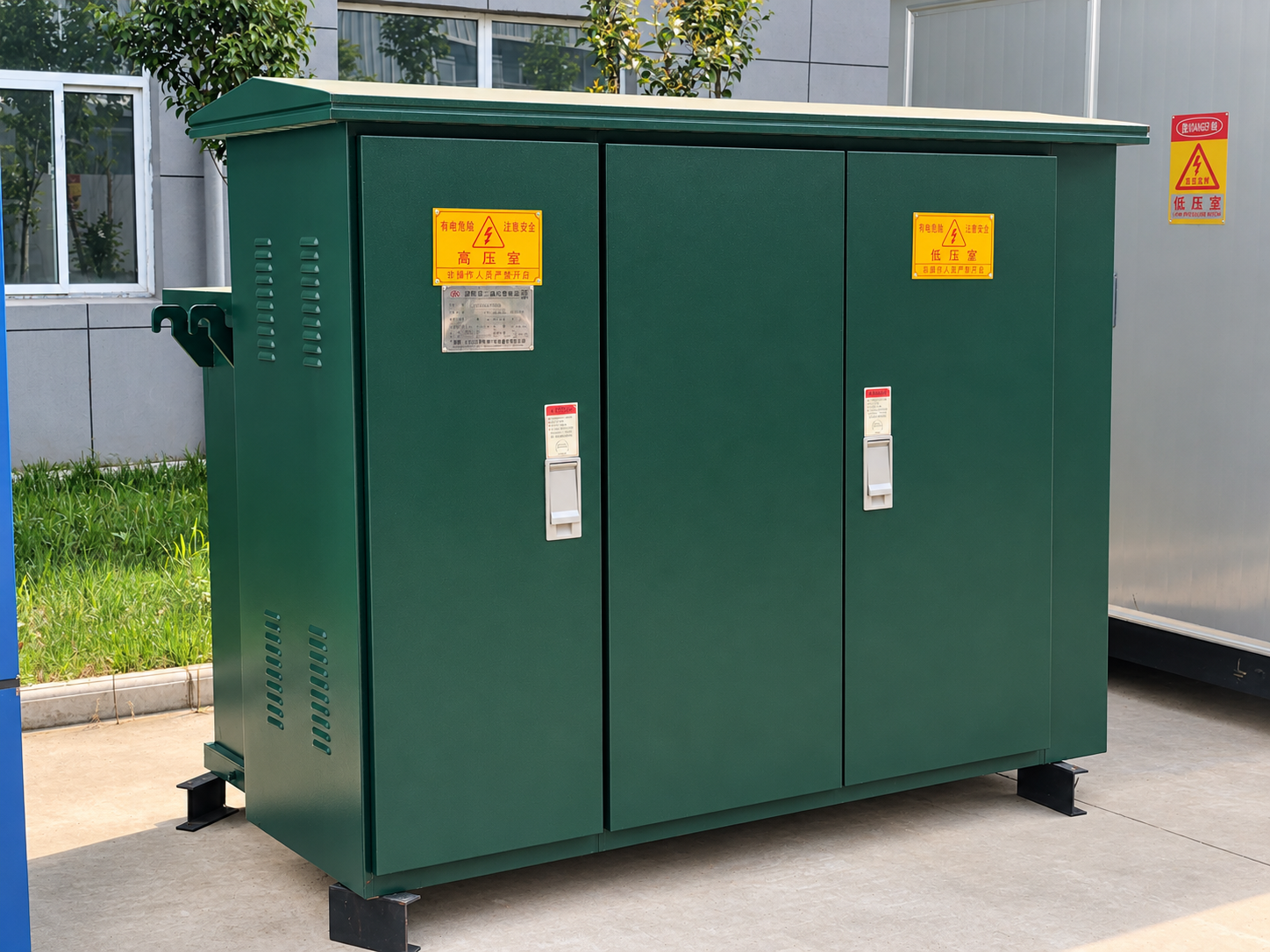 Transformer Kotak Jenis Gabungan