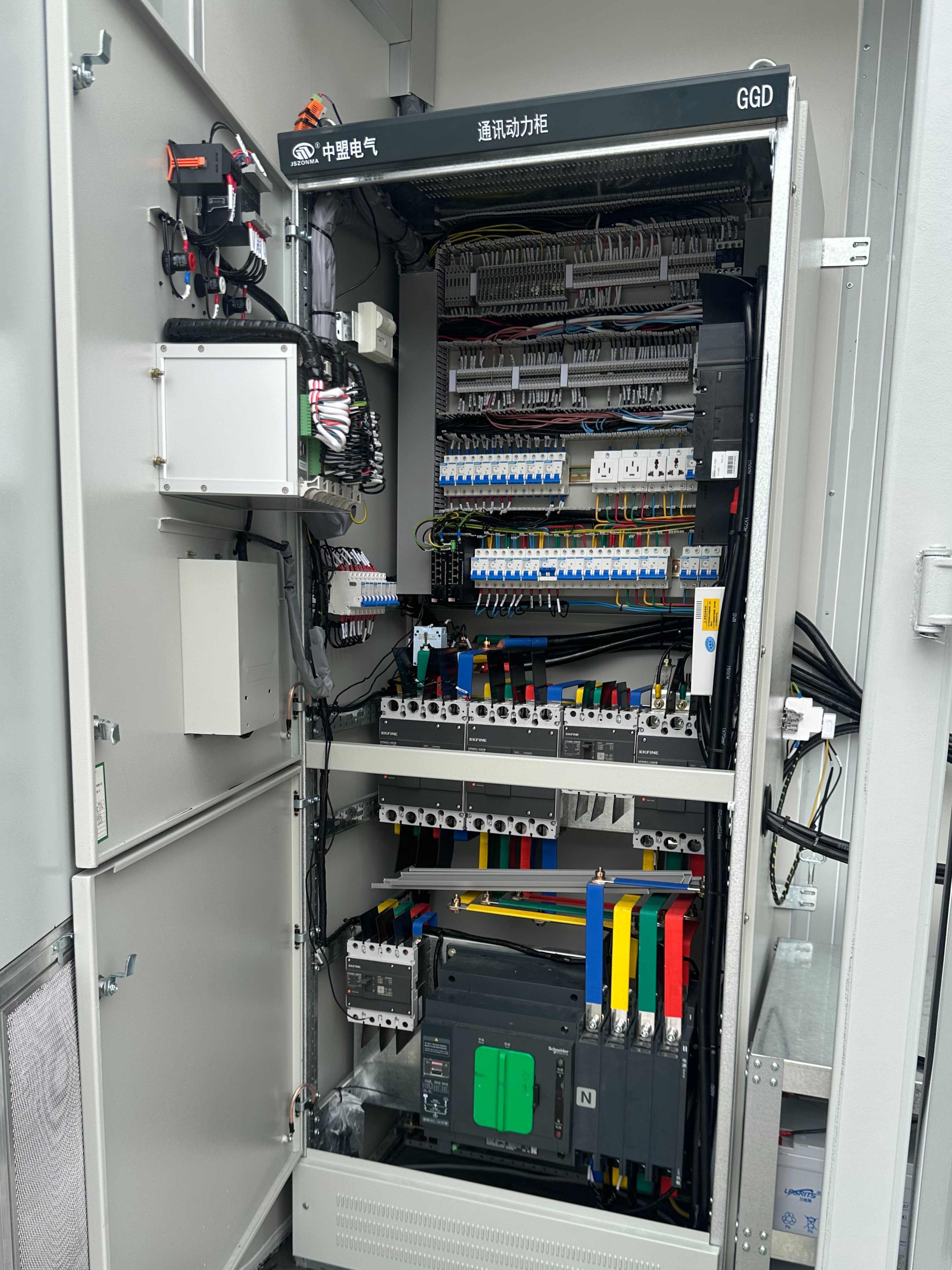 Photovoltaic Prefabricated Substation 4.jpg