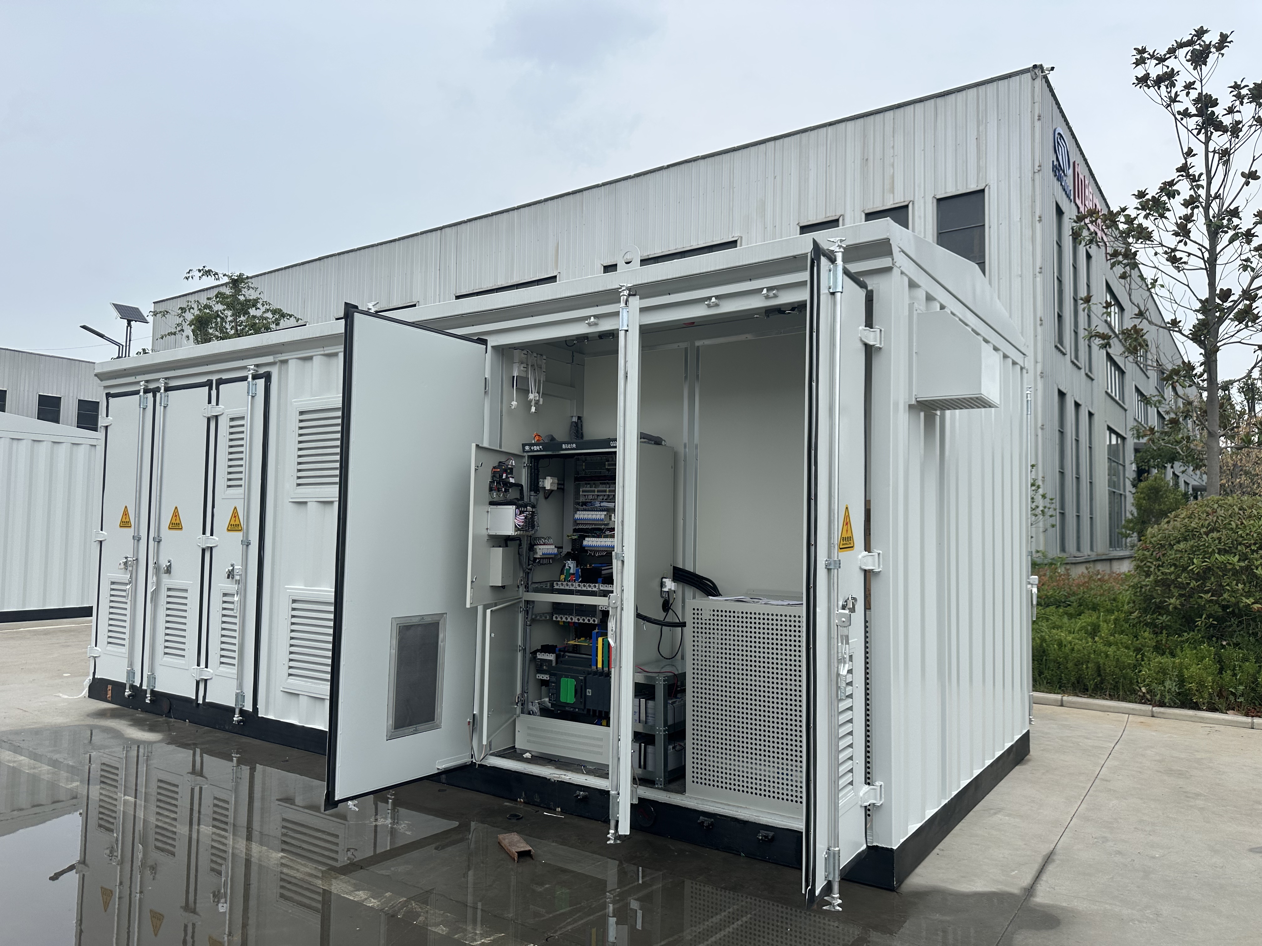 Photovoltaic Prefabricated Substation 2.jpg
