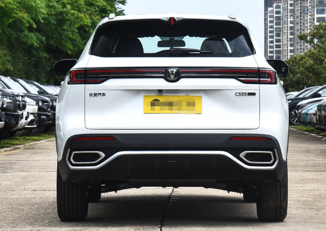 nuovo SUV Changan CS55 Plus 2026, motore 1.5T, abitacolo intelligente, 5 posti, alta dotazione, design sportivo, per vendita all’ingrosso