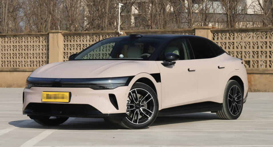 2026 Yeni Zeekr 007 Saf Elektrikli Sedan, Uzun Menzilli, 800 V Hızlı Şarj, Akıllı Kabin, 5 Kişilik, Toptan Satış