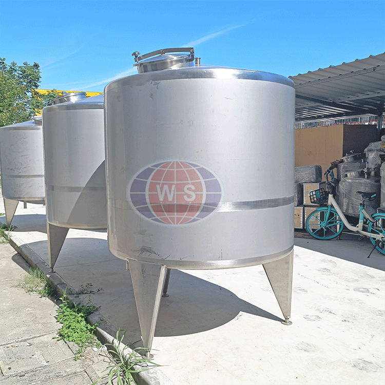 Stainless Steel Storage Tanks (300-2000L) - For Water, Food & Liquid Storage