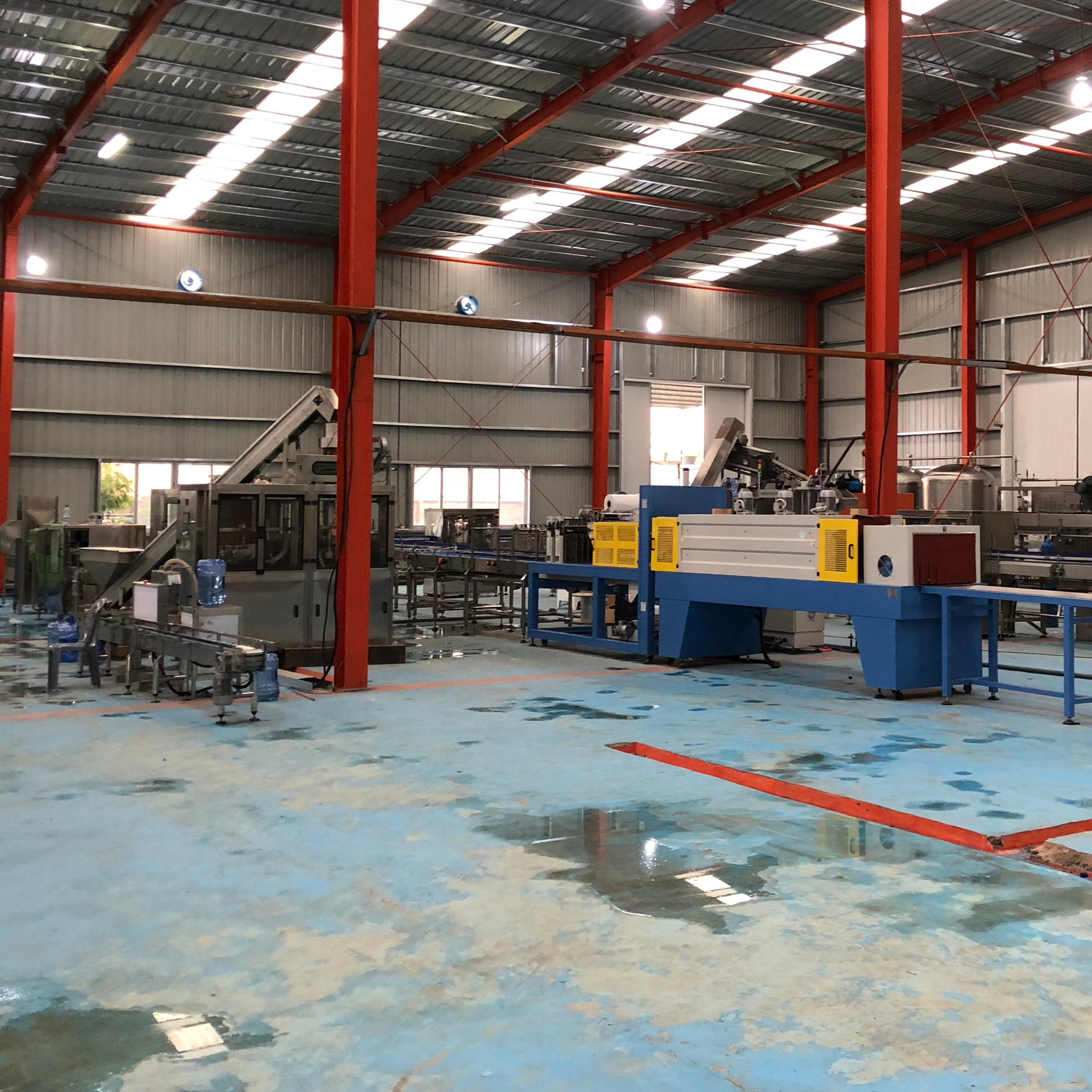 What Are the Key Features of High-Quality Mineral Water Glass Filling and Sealing Machines?