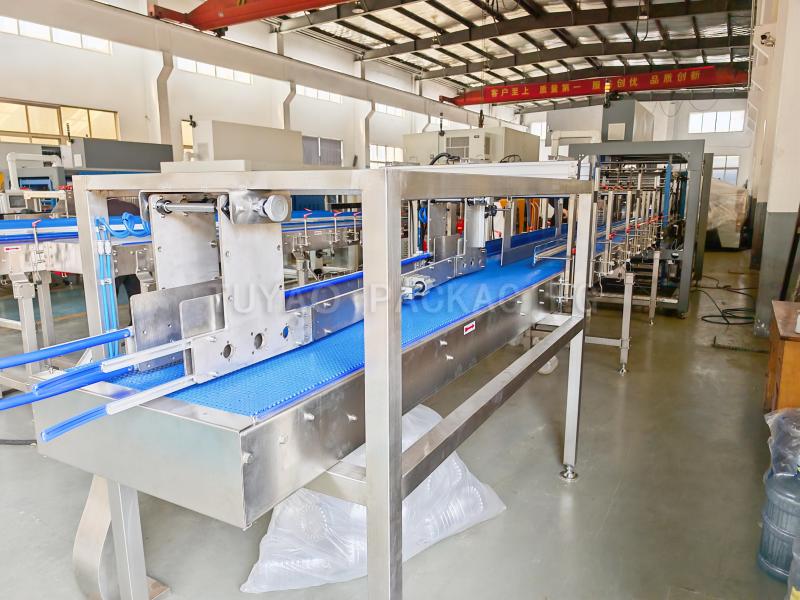 2000BPH 5L Bottled Water Shrink Wrapping Machine Enters Factory Testing
