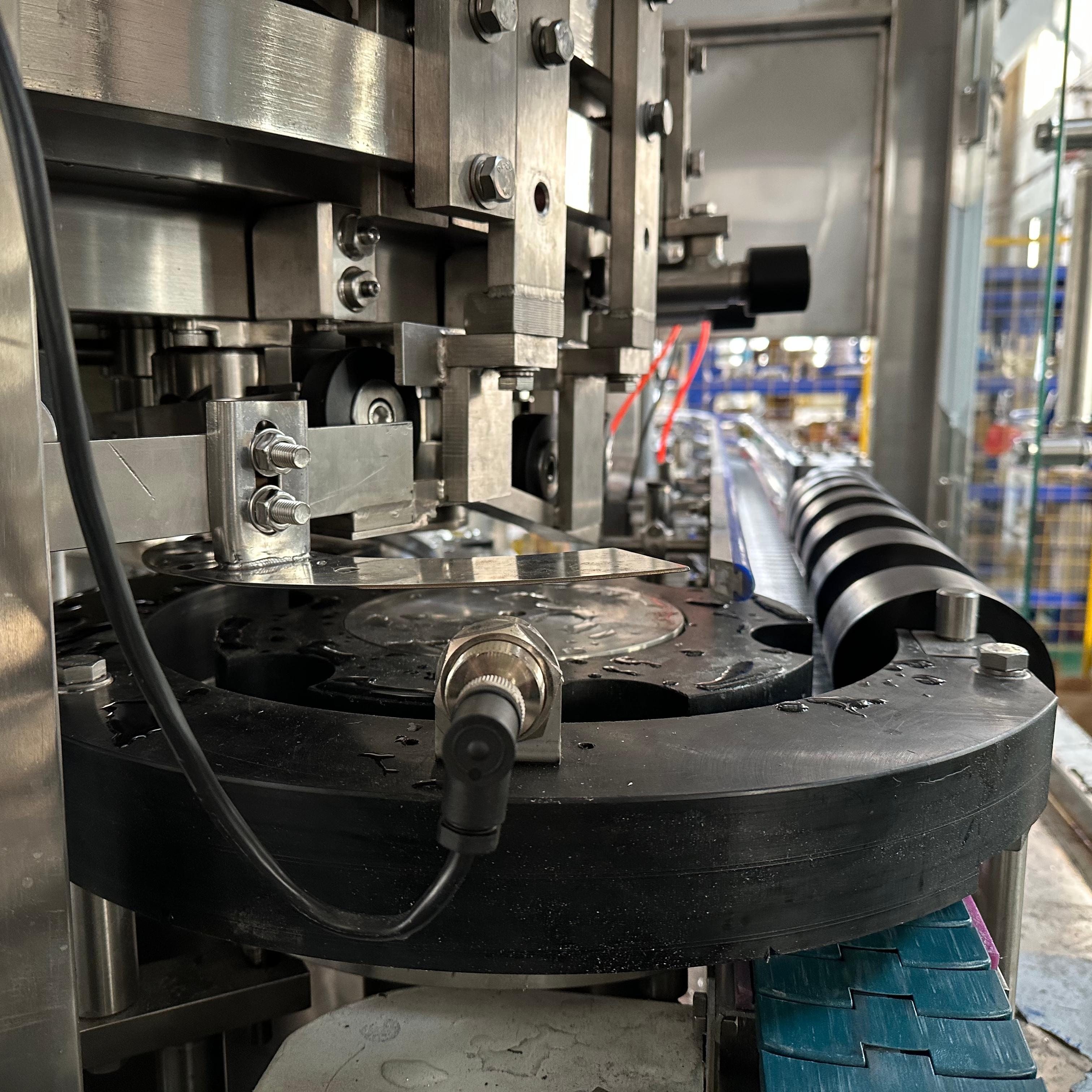 What Are the Benefits of Investing in a High-Quality Carbonated Can Filling Machine?