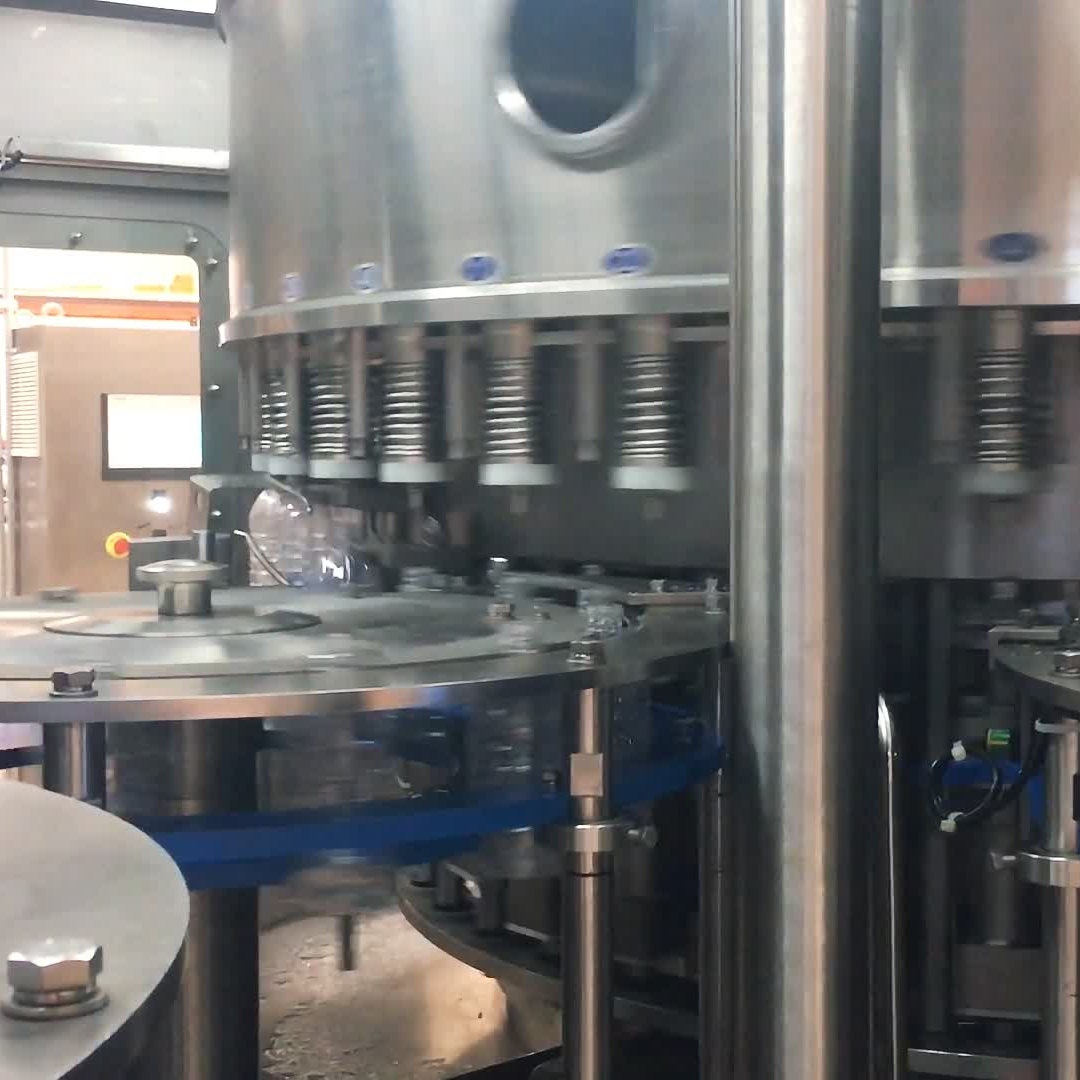 How to Choose the Right Water Filling Machine for Your Business