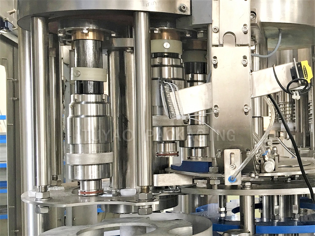 Equipment Details3(80b76f9f07).JPG